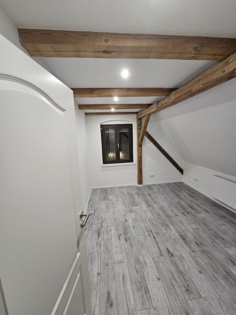 Dachgeschossausbau vorher Regensburg