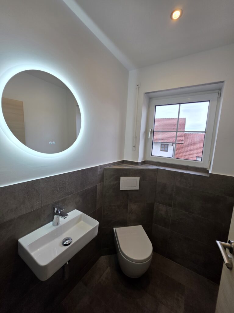 WC Sanierung Regensburg – WC modern nach Umbau