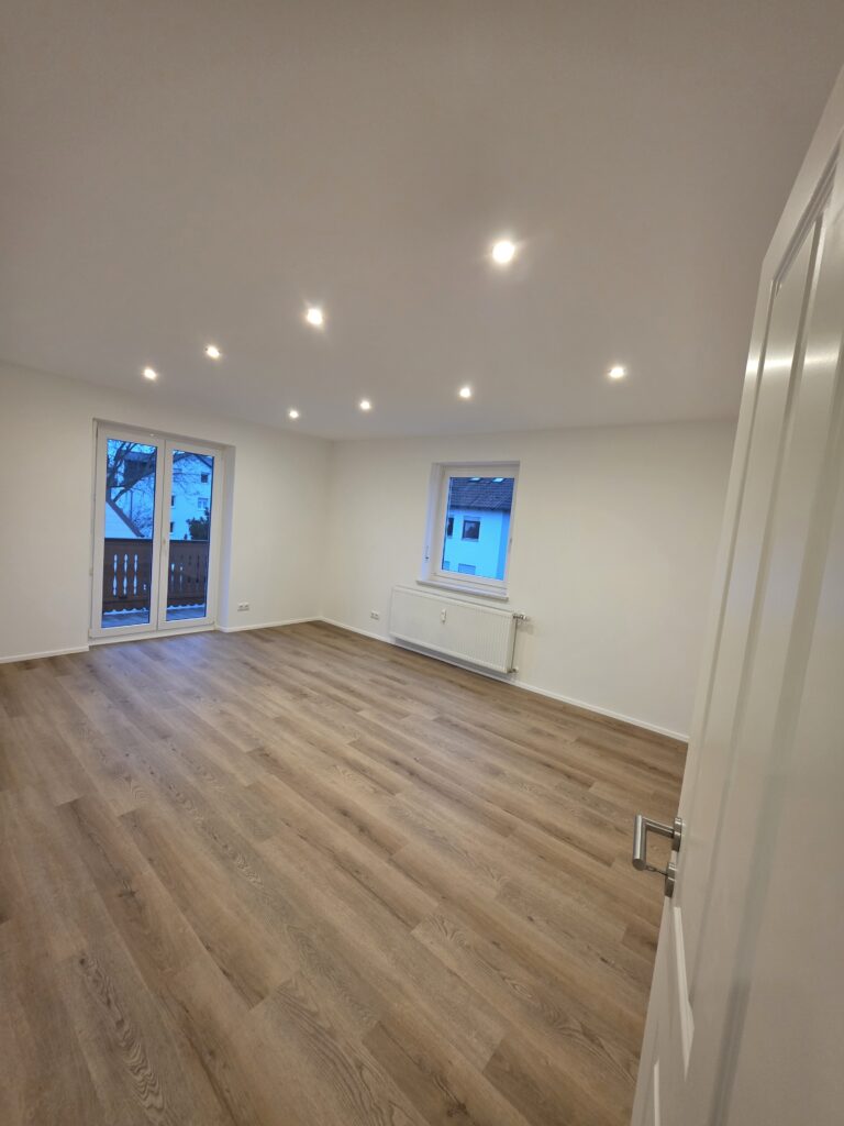 Wohnungsrenovierung Regensburg – Zimmer Umbau